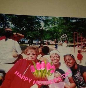 Meet your Posher, Regina